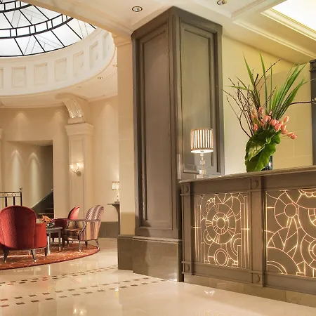 Chateau Frontenac 4* Parigi