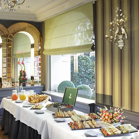 Chateau Frontenac 4* Parigi