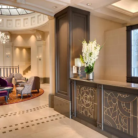 Hotel Chateau Frontenac Parigi