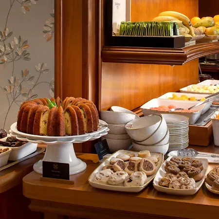 Chateau Frontenac 4* Parigi