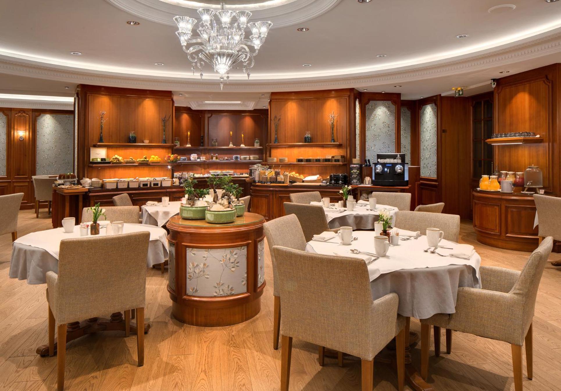 Chateau Frontenac 4* Parigi