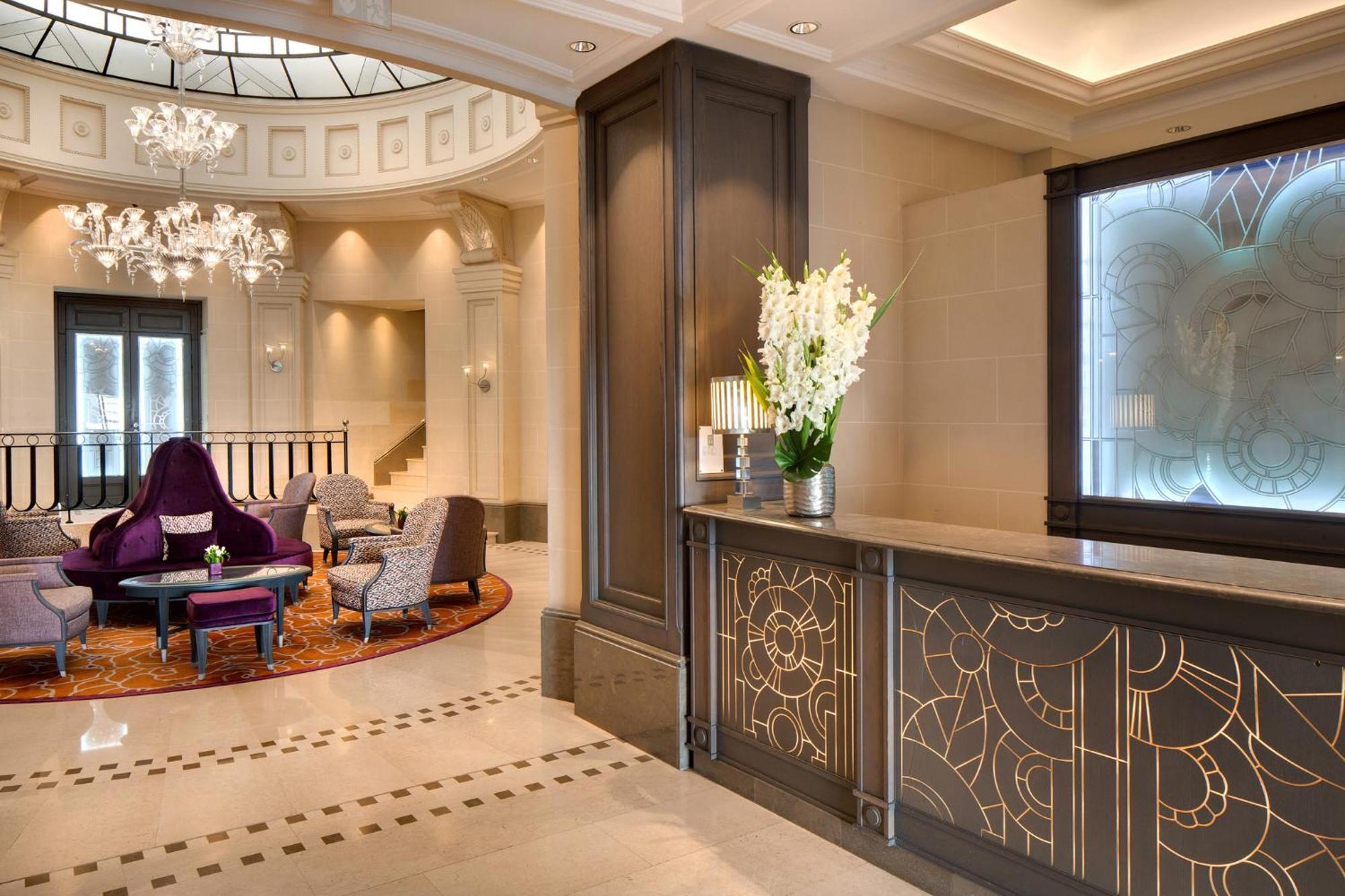 Hotel Chateau Frontenac Paris